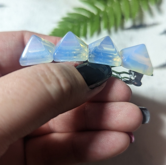 Opalite hair clip - Picture 3 of 5